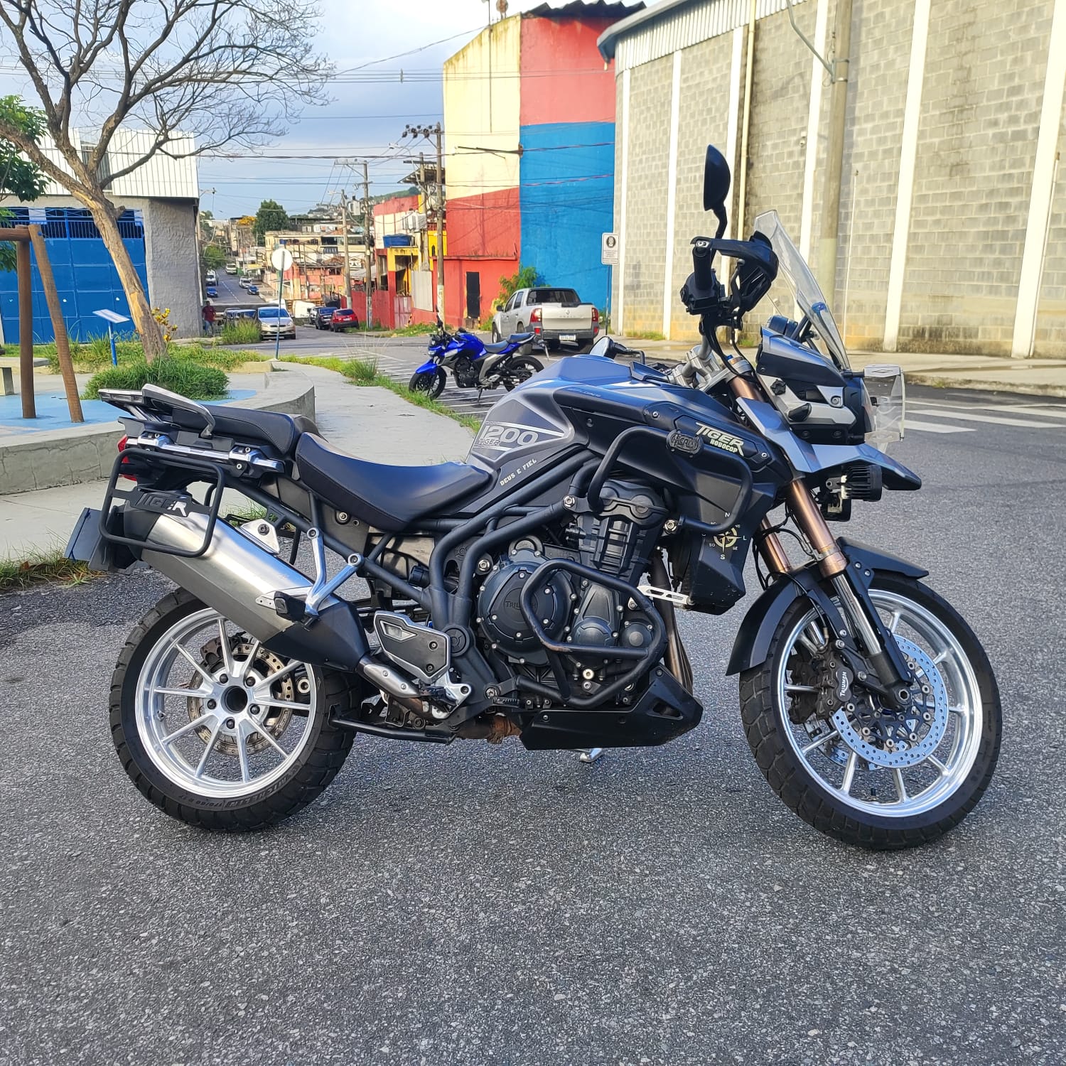 TRIUMPH TIGER 1200 XC EXPLORER