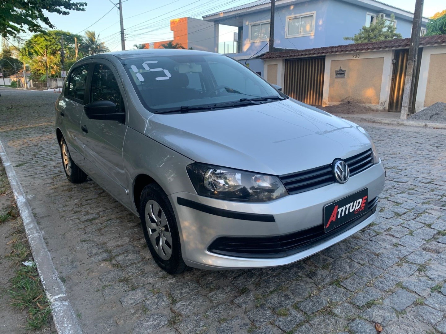 VW - VolksWagen Gol (novo) 1.0 Mi Total Flex 8V 4p