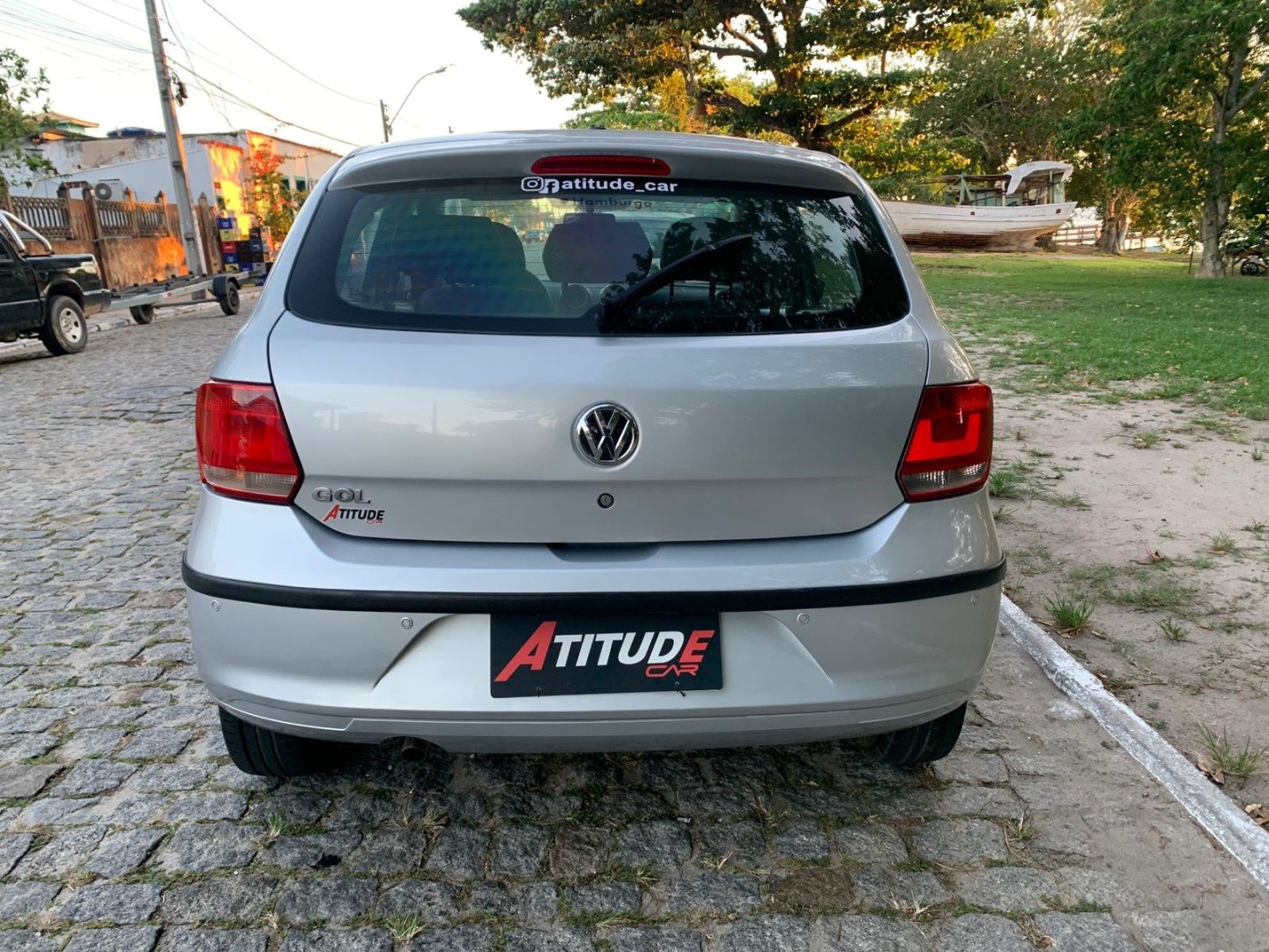 VW - VolksWagen Gol (novo) 1.0 Mi Total Flex 8V 4p