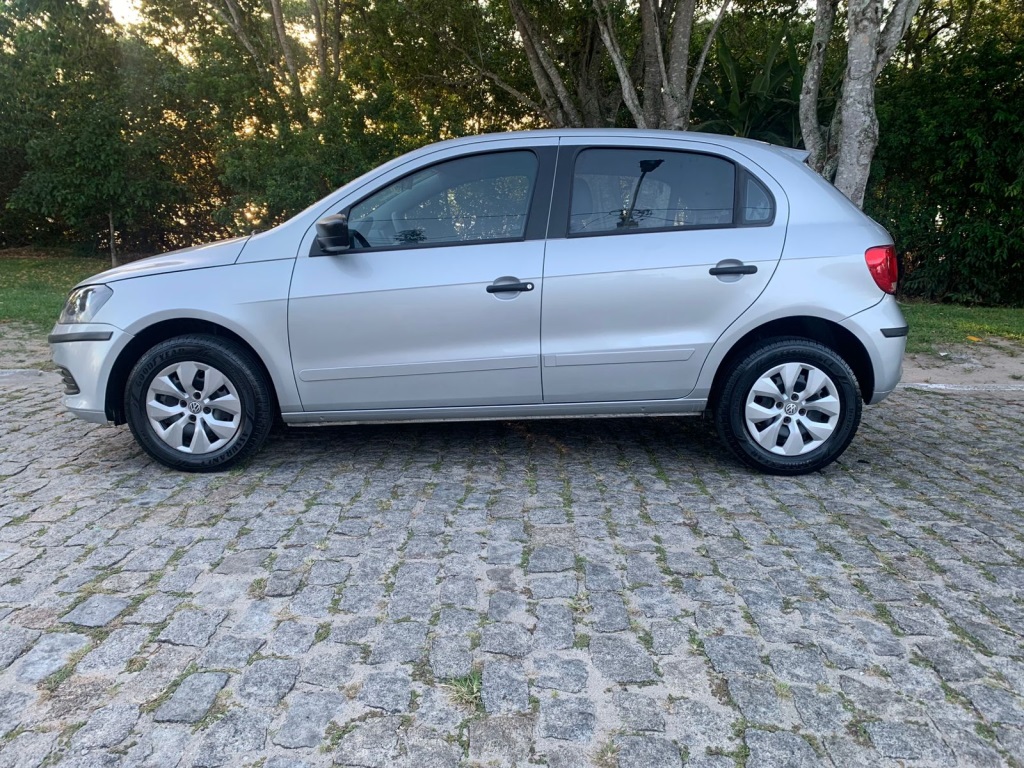 VW - VolksWagen Gol (novo) 1.0 Mi Total Flex 8V 4p