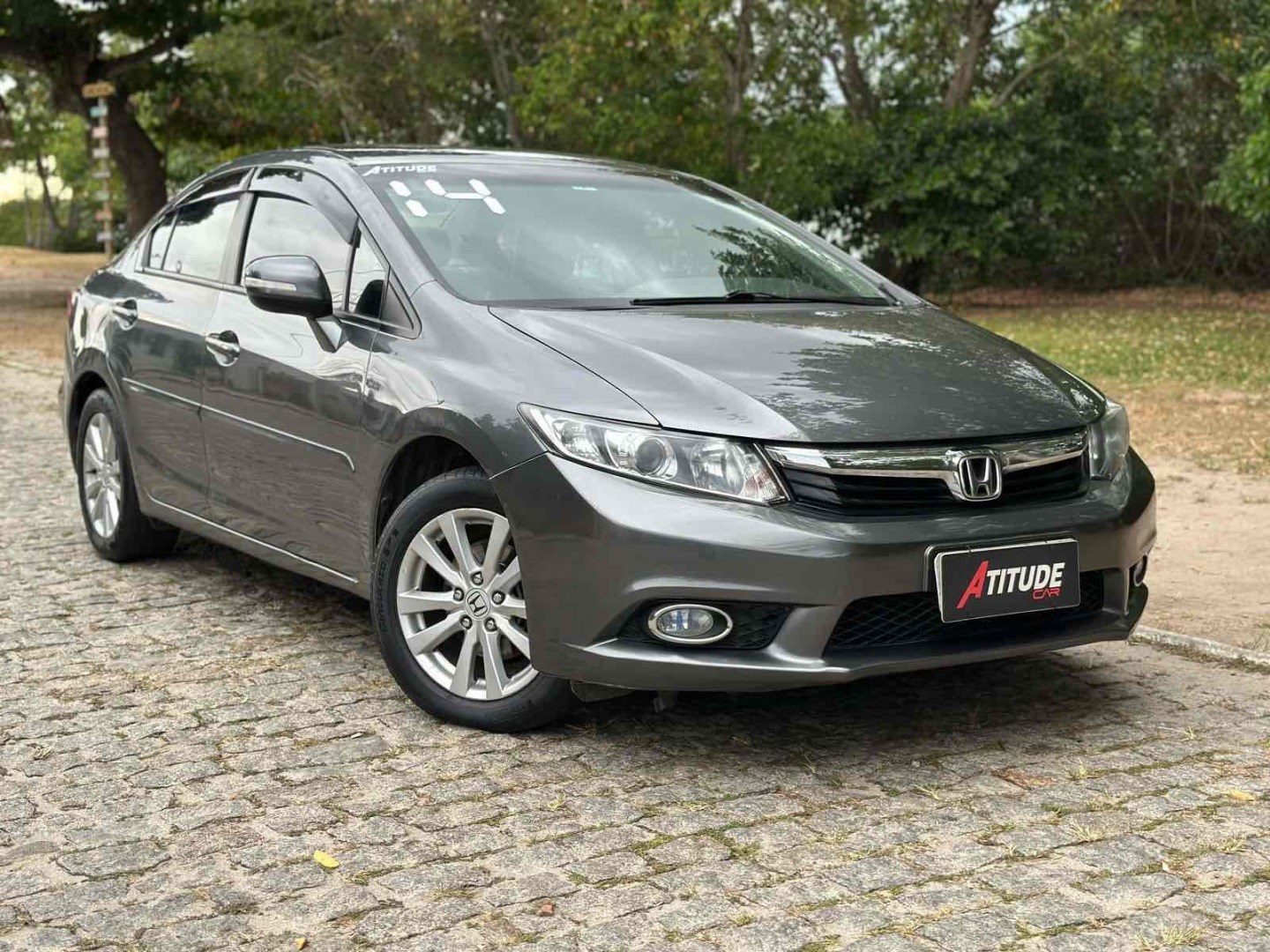 Honda Civic Sedan LXR 2.0 Flexone 16V Aut. 4p