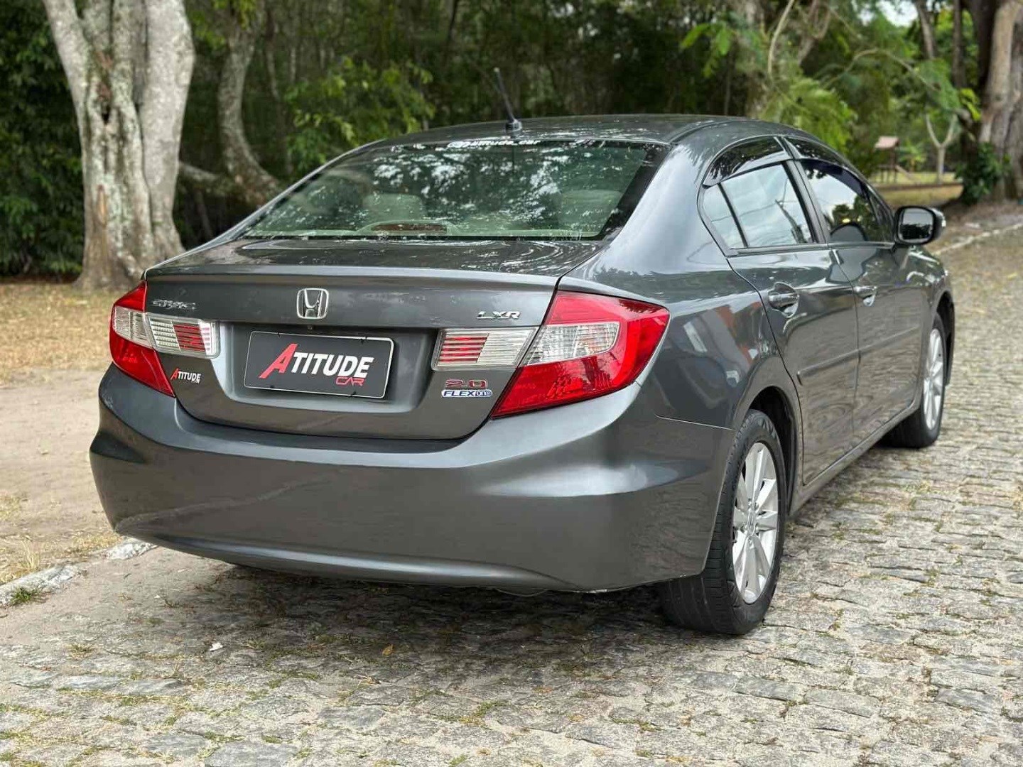 Honda Civic Sedan LXR 2.0 Flexone 16V Aut. 4p