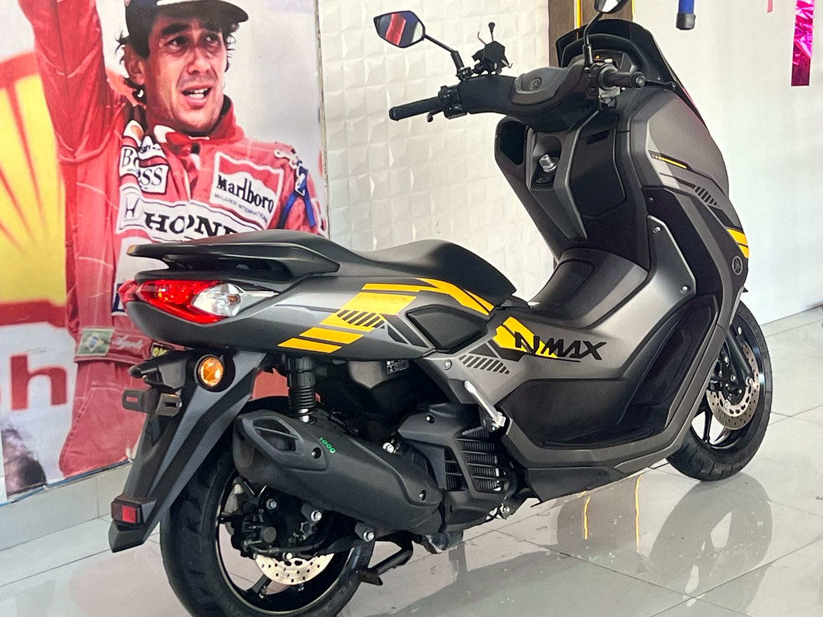 YAMAHA NMAX 160