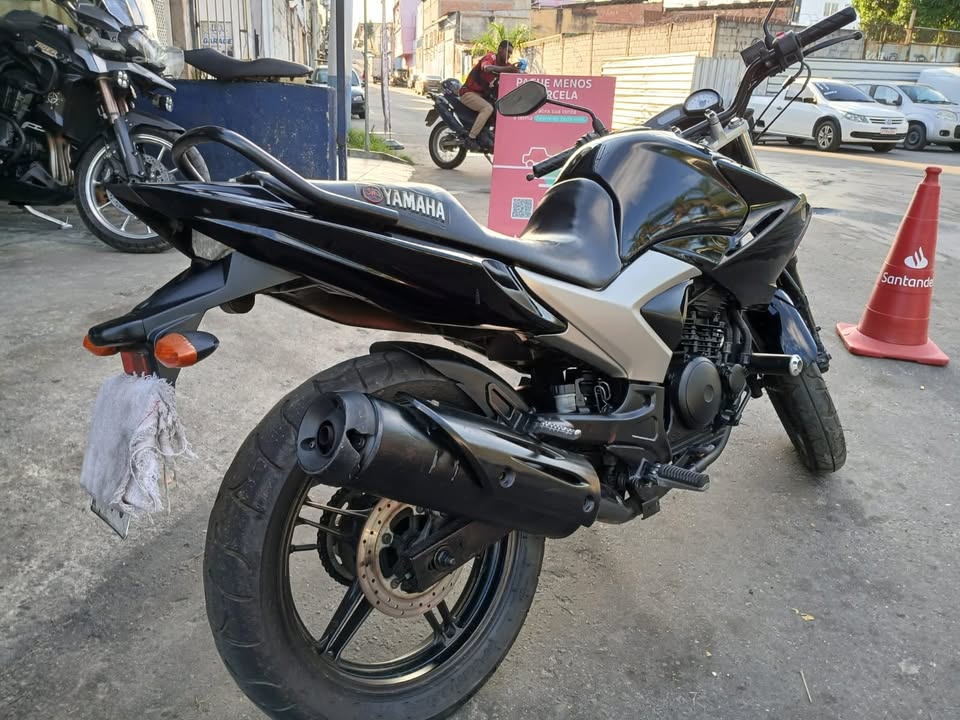 YAMAHA YS 250 FAZER/ FAZER L. EDITION /BLUEFLEX