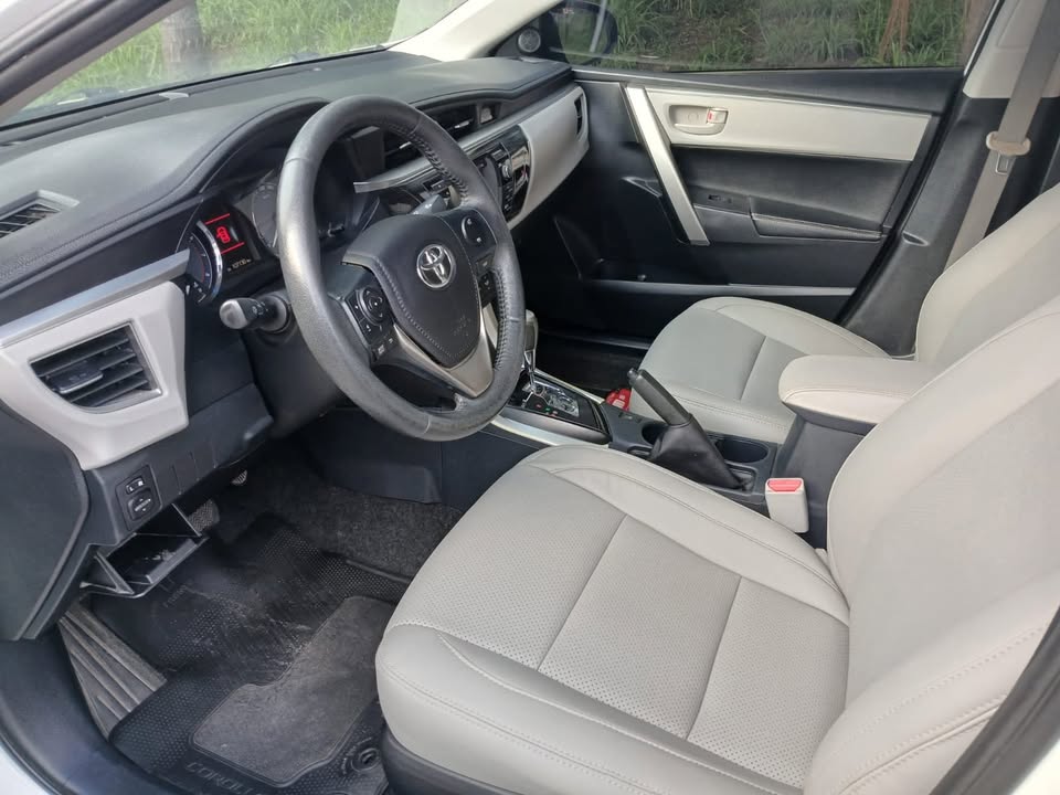 Toyota Corolla XEi 2.0 Flex 16V Aut.