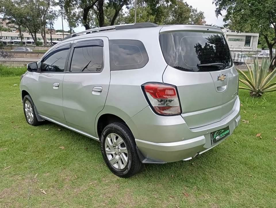GM - Chevrolet SPIN LTZ 1.8 8V Econo.Flex 5p Mec.