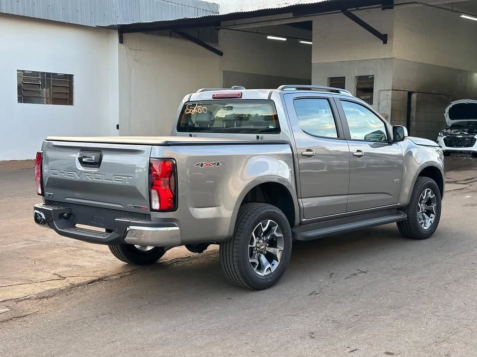 GM - Chevrolet S10 Pick-Up LTZ 2.8 TDI 4x4 CD Dies.Aut
