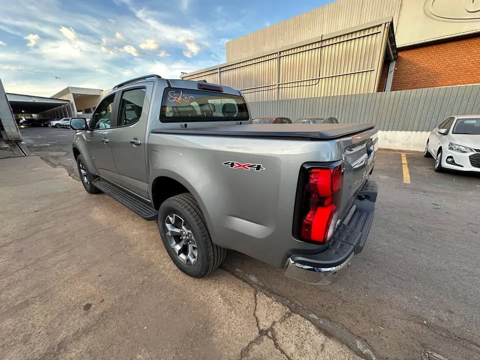 GM - Chevrolet S10 Pick-Up LTZ 2.8 TDI 4x4 CD Dies.Aut