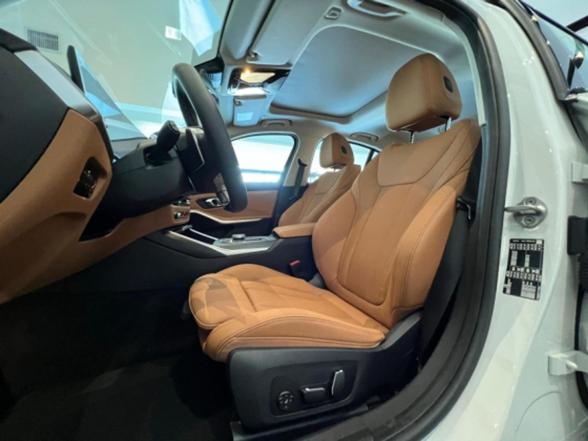 BMW 320iA GT Sport 2.0 Turbo 16V 184cv 5p