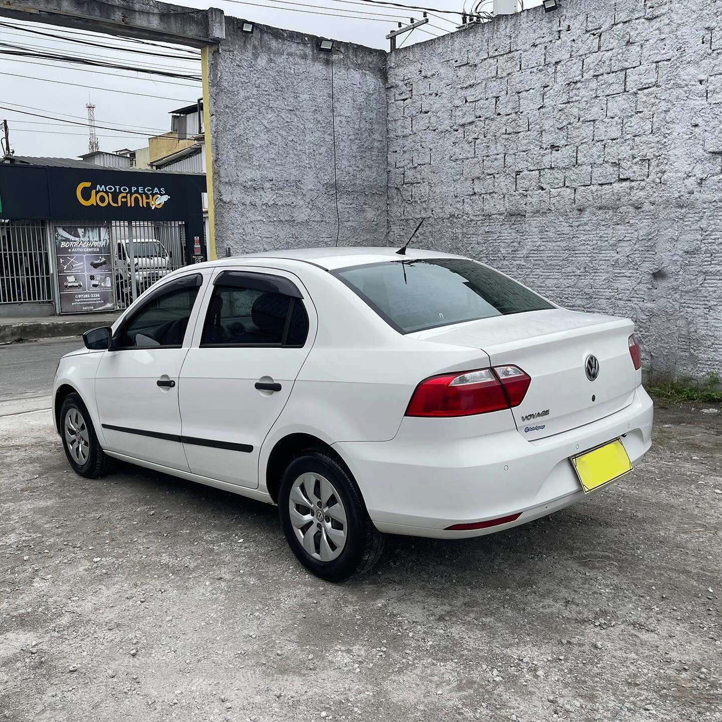 VW - VolksWagen VOYAGE  Trendline 1.0 T.Flex 8V 4p