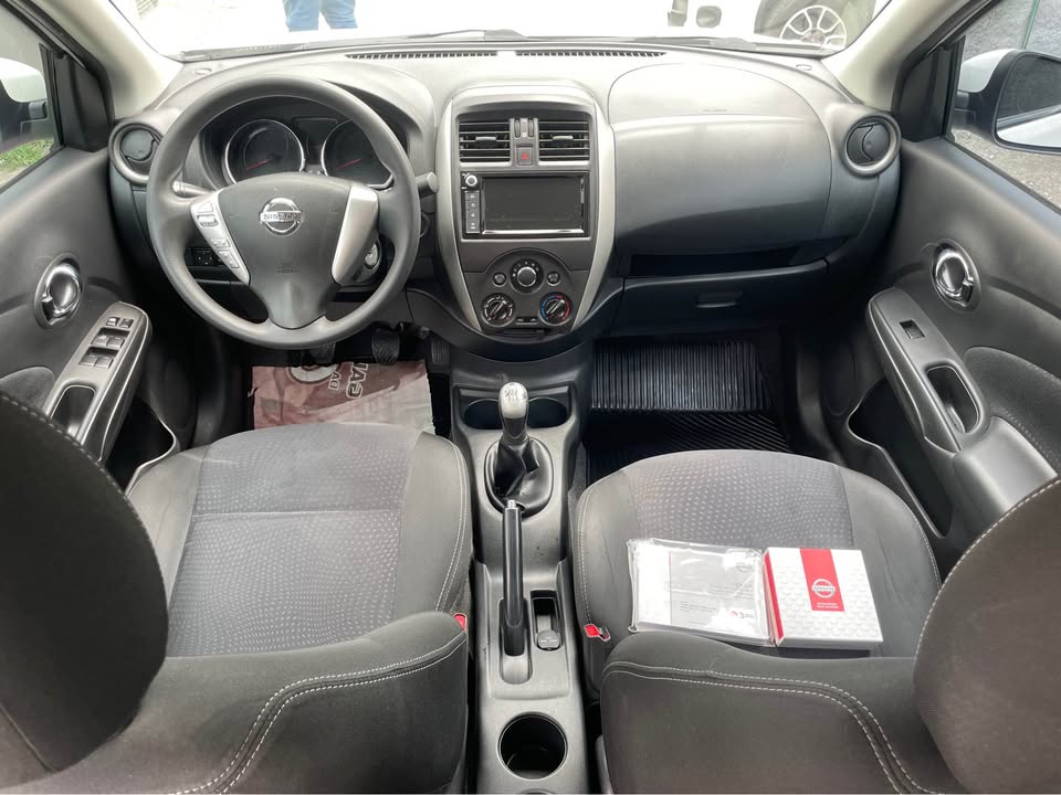 Nissan VERSA SV 1.6 16V Flex Fuel 4p Mec.