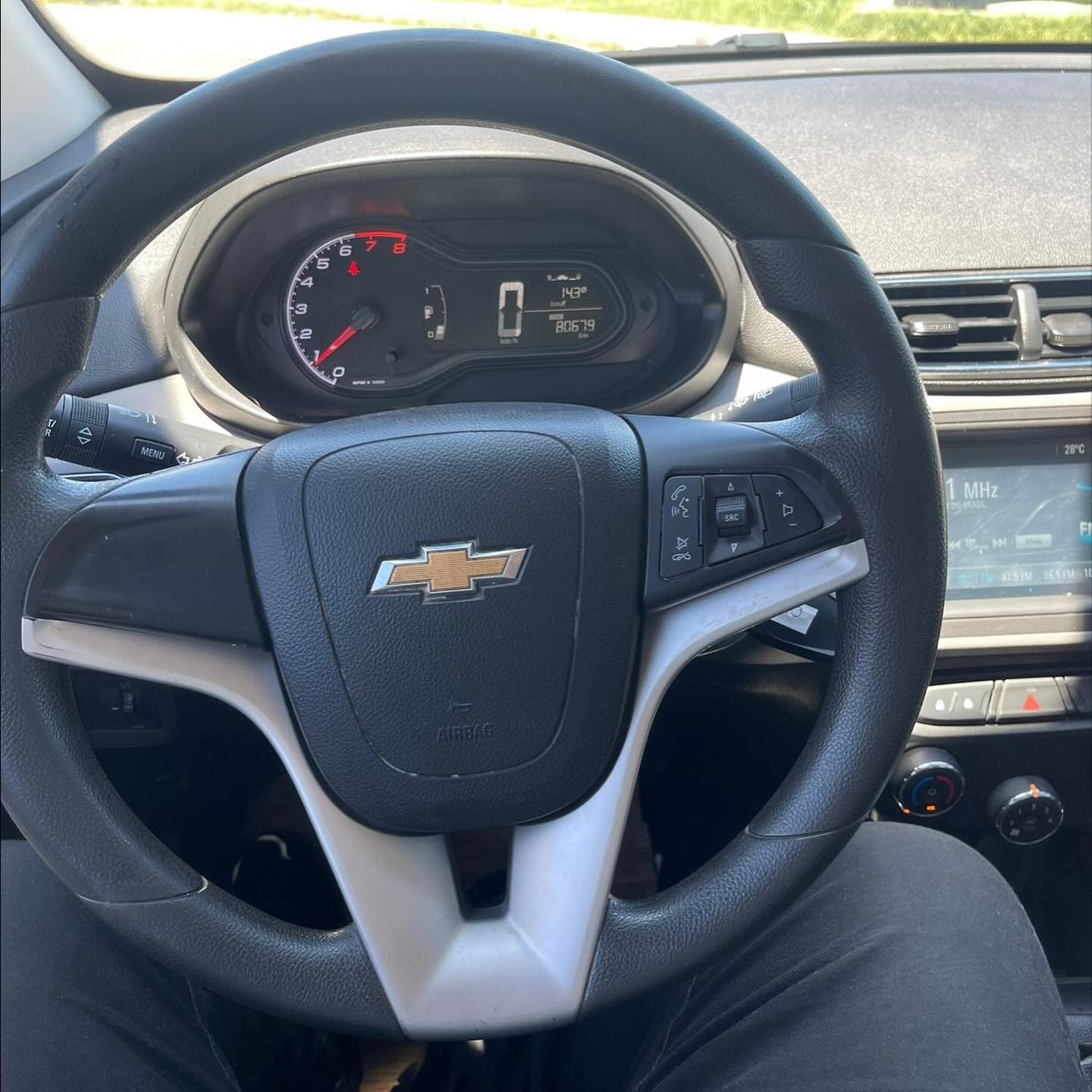 GM - Chevrolet ONIX HATCH LT 1.0 8V FlexPower 5p Mec.