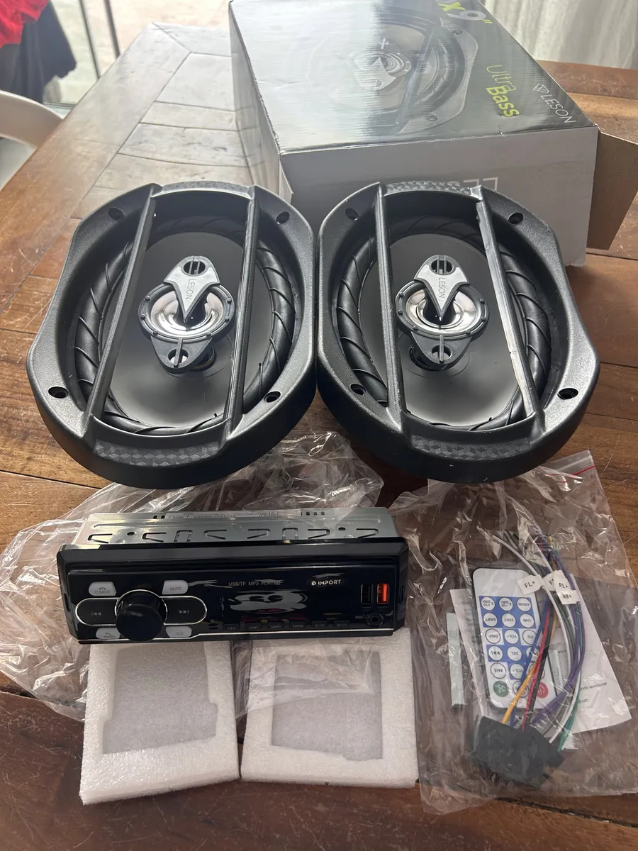 Kit Som Radio Mp3 Bluetooth + 2 Kit Alto Falante 6x9 200w Cor Prata - Oestesom